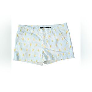 •Harper• Pineapple Patterned Short Shorts - Size Medium
